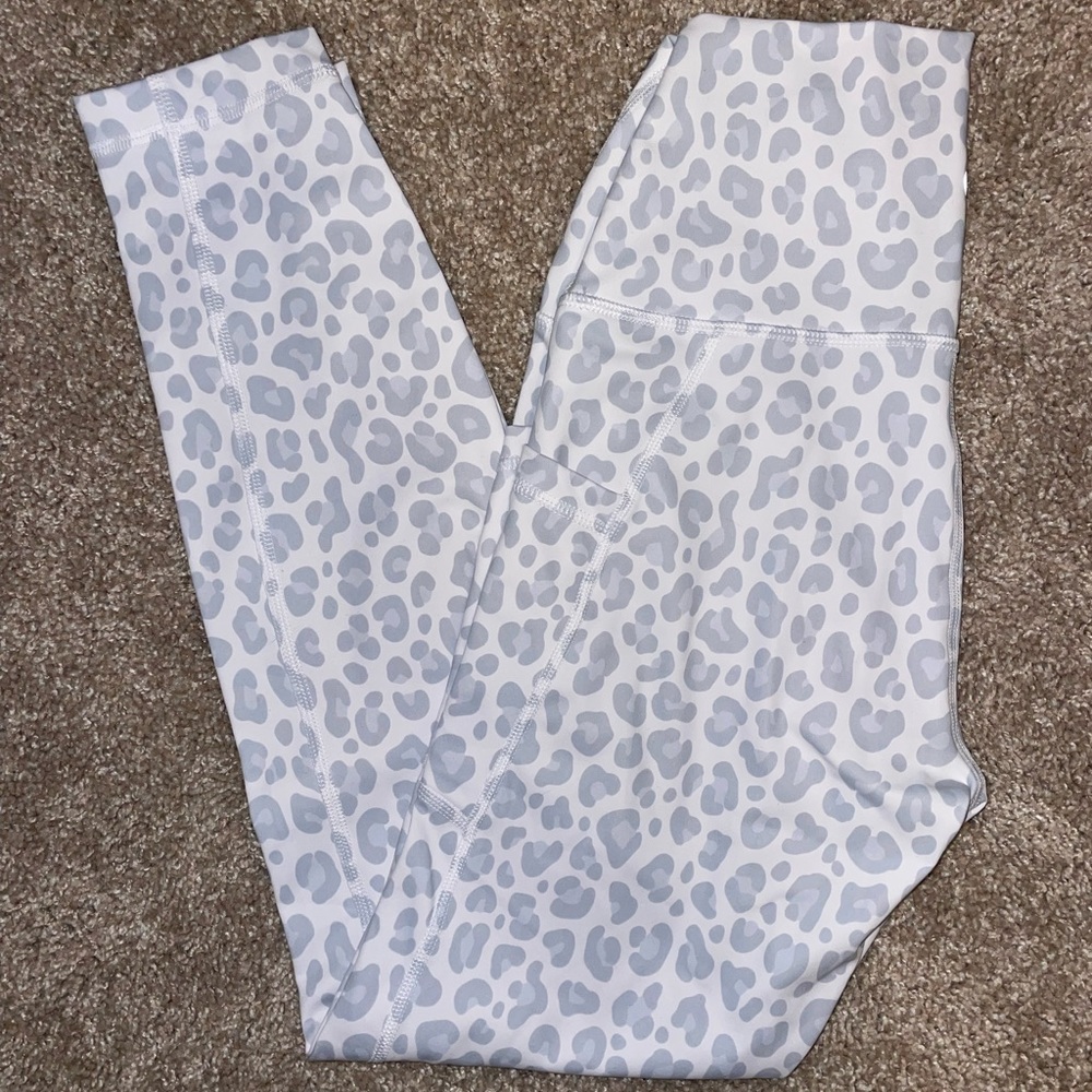 90 Degree by Reflex Blue leopard print leggings